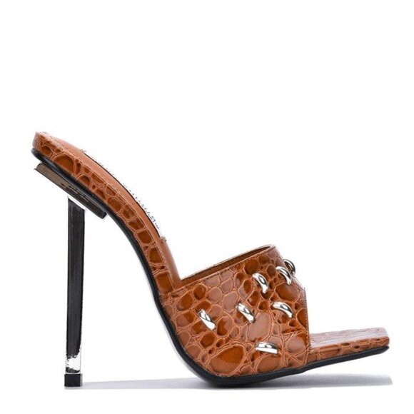 CAPE ROBBIN HEELS - Picture 1 of 1